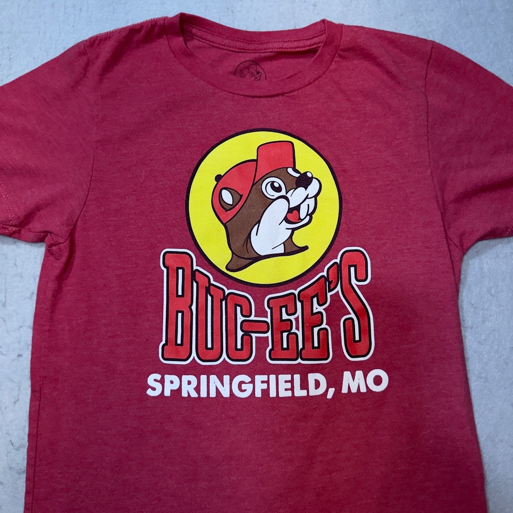 Buc-ees T-Shirt Kids Small YS Red Excellent Springfield MO Graphic Tee